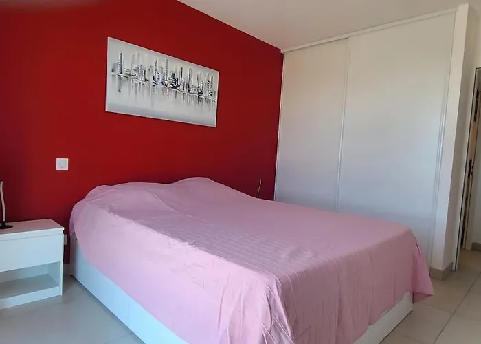 Beau T3 - Meuble Classe 3*- Vue Degagee Sur Marina *